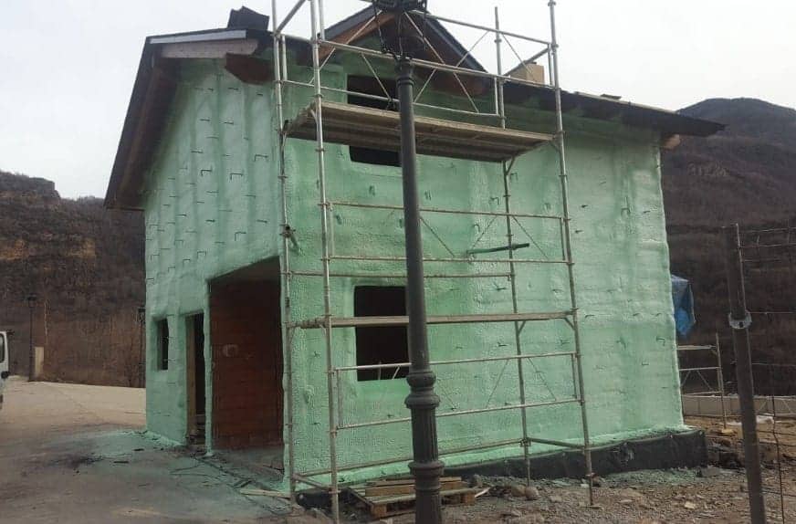 Fachadas de casa por el exterior con Poliuretano