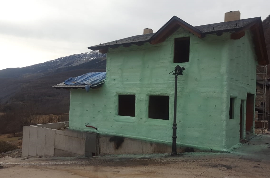 Fachadas de casa por el exterior con Poliuretano